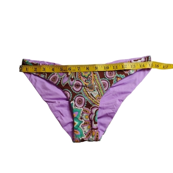 BECCA Purple Multi Color Hipster Bikini Bottoms Sz.M NWT - Picture 6 of 9